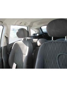 ford focus berlina (cak) del año 2004 2