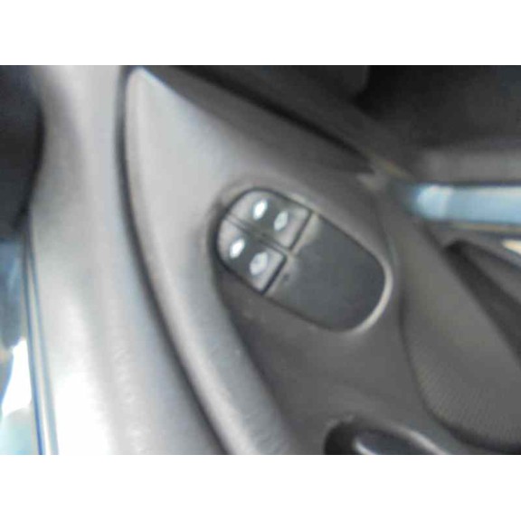 ford focus berlina (cak) del año 2002