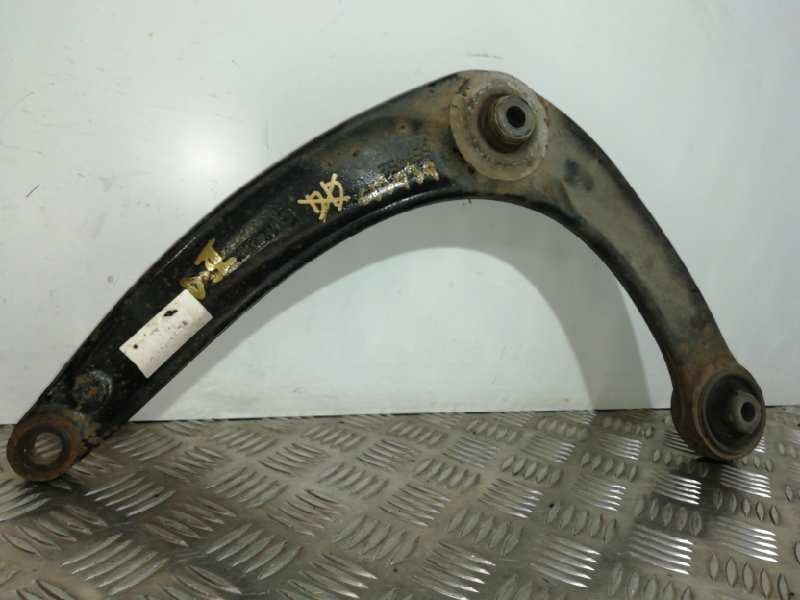 Recambio de brazo suspension inferior delantero izquierdo para peugeot 207 x-line referencia OEM IAM 3520R7  