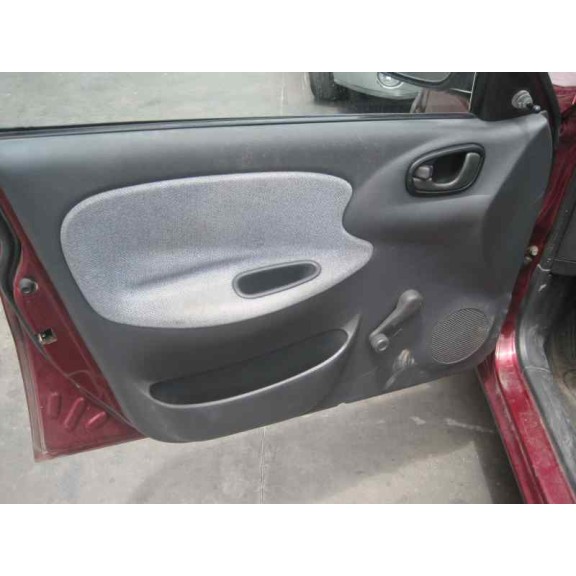 daewoo lanos del año 2000