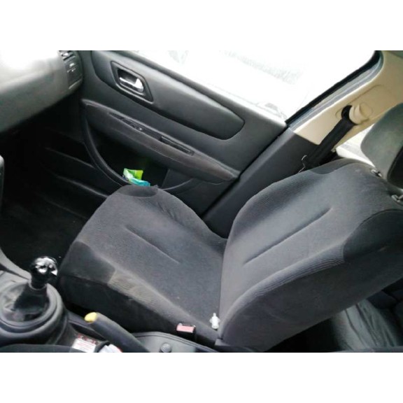 citroën c4 berlina del año 2009