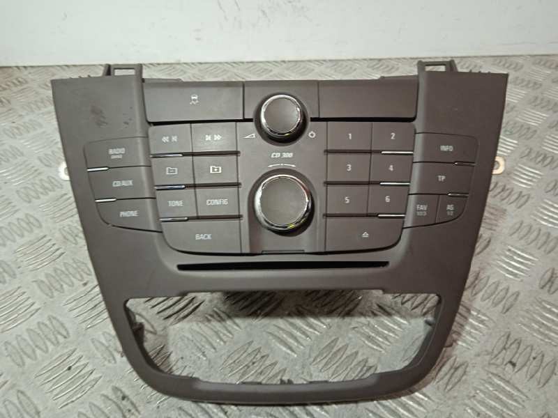 Recambio de sistema audio / radio cd para opel insignia berlina cosmo referencia OEM IAM 13277909 MANDOS CD300