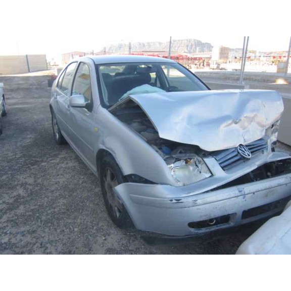 volkswagen bora berlina (1j2) del año 1999