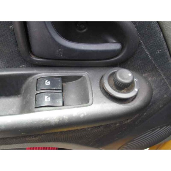 renault clio ii fase ii (b/cb0) del año 2001