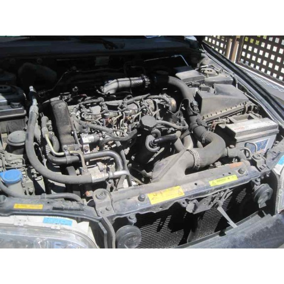 volvo s40 berlina del año 2004