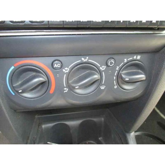 renault clio ii fase ii (b/cb0) del año 2001