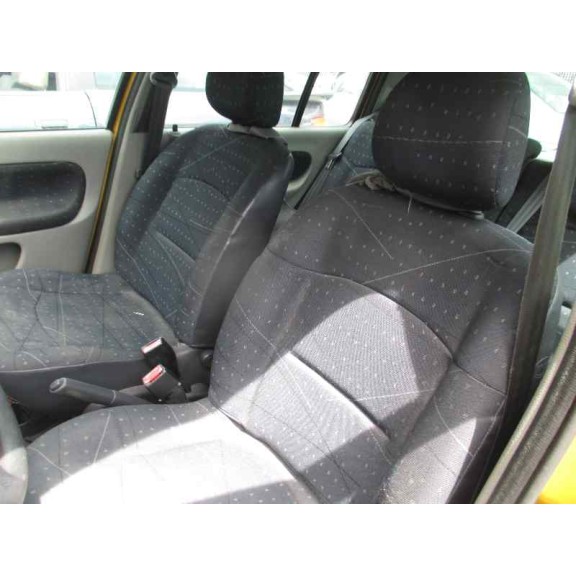 renault clio ii fase ii (b/cb0) del año 2001