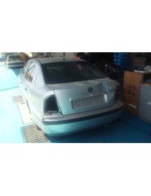 skoda octavia berlina (1u2) del año 1999 2