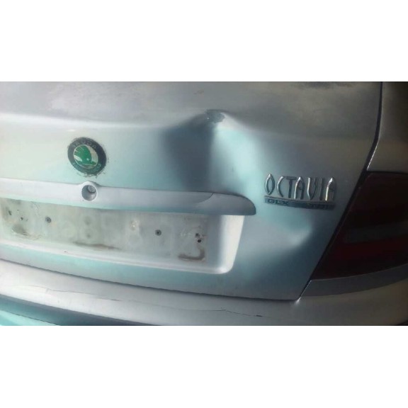 skoda octavia berlina (1u2) del año 1999