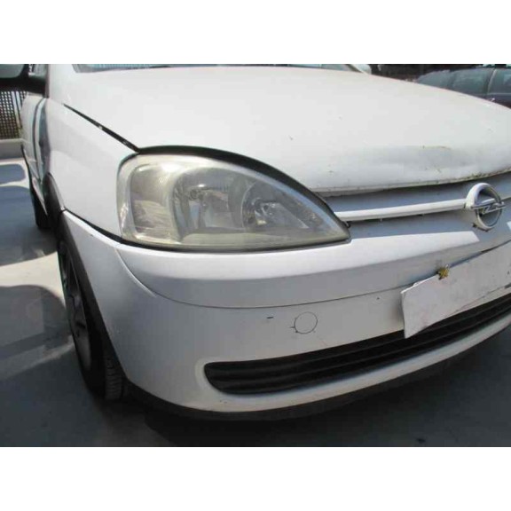 opel corsa c del año 2001