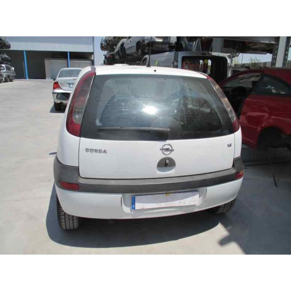 opel corsa c del año 2001