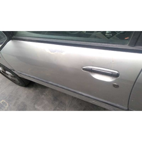 nissan primera berlina (p11) del año 1999