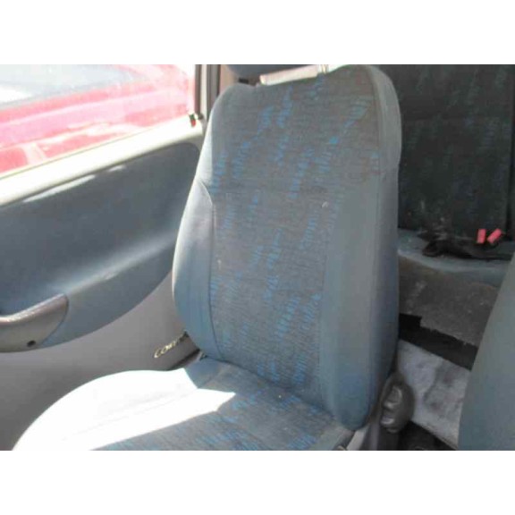 opel corsa c del año 2001