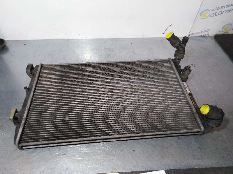 Recambio de radiador agua para volkswagen polo (9n3) advance referencia OEM IAM 6Q0121253R 41 X 63 