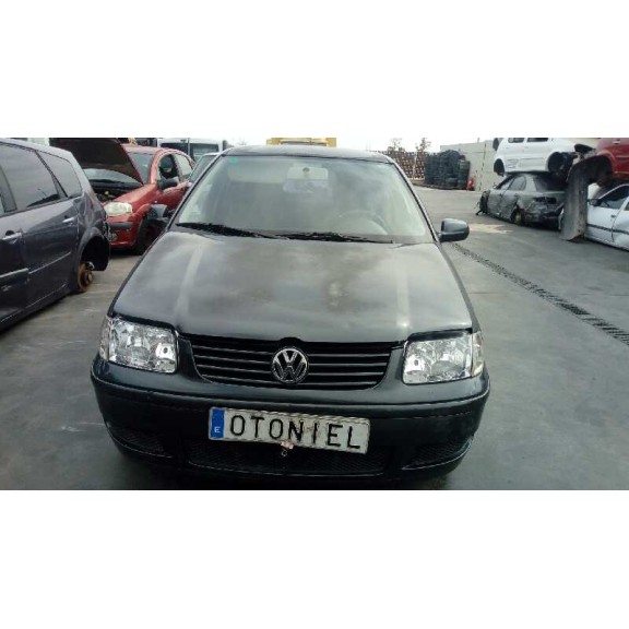 volkswagen polo berlina (6n2) del año 2000