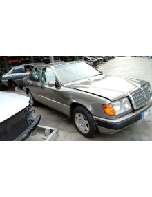mercedes-benz clase e (w124) berlina del año 1993 2