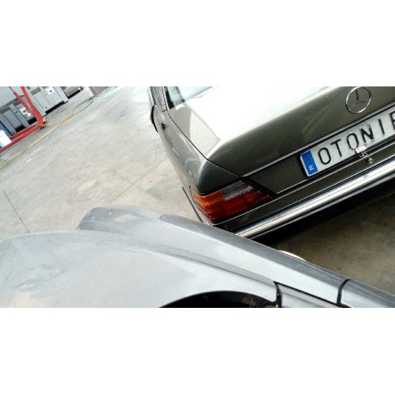 mercedes-benz clase e (w124) berlina del año 1993