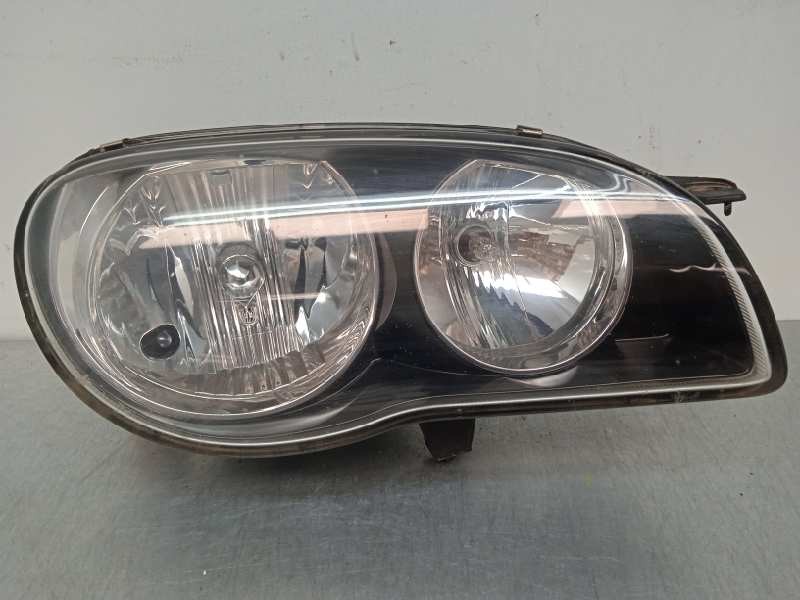 Recambio de faro derecho para toyota corolla familiar (e11) 1.6 linea terra referencia OEM IAM   HB3+HB4