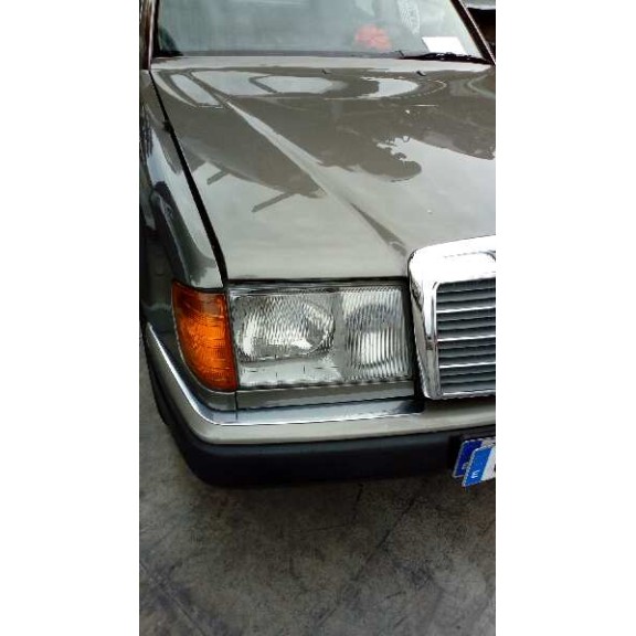mercedes-benz clase e (w124) berlina del año 1993