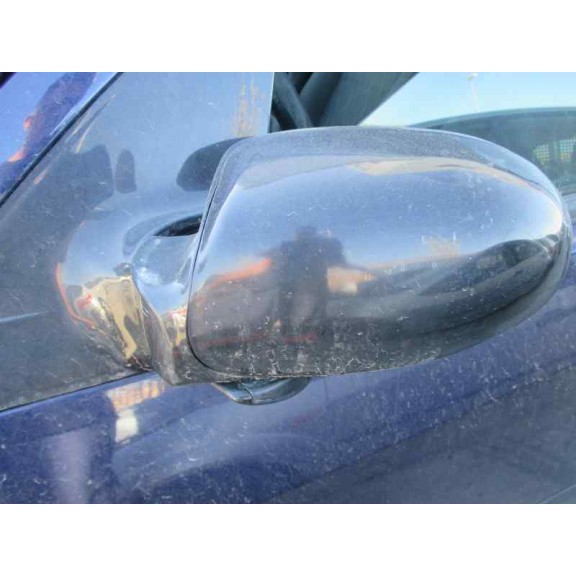 ford focus berlina (cak) del año 2000