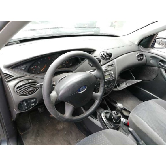 ford focus turnier (cak) del año 2003