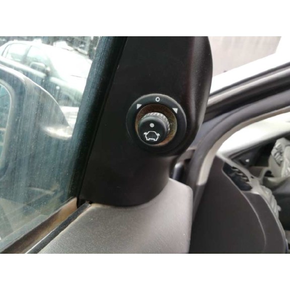 ford focus turnier (cak) del año 2003