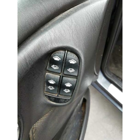 ford focus turnier (cak) del año 2003