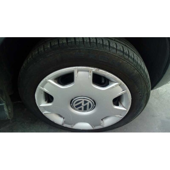 volkswagen polo berlina (6n2) del año 2000