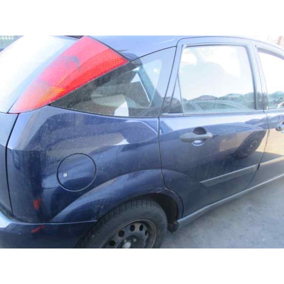 ford focus berlina (cak) del año 2000