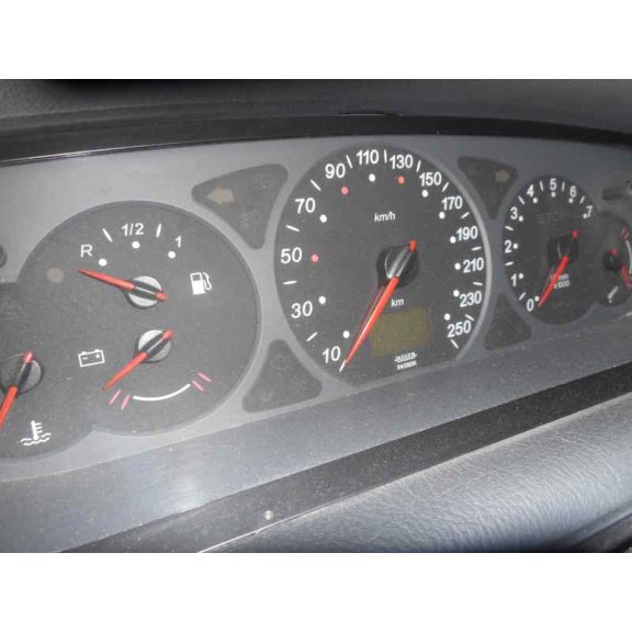 citroën c5 berlina del año 2002