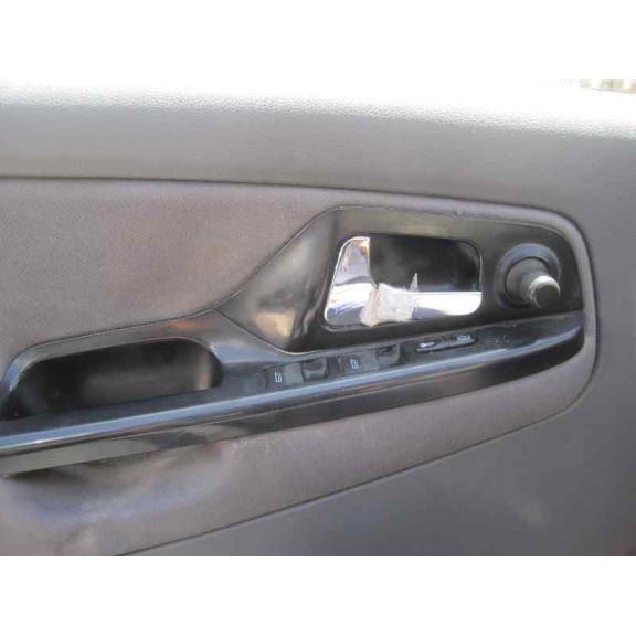 seat ibiza (6k1) del año 2000