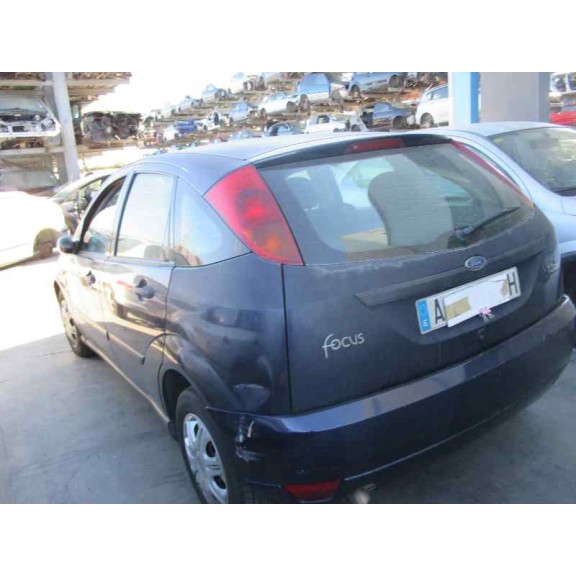 ford focus berlina (cak) del año 2000