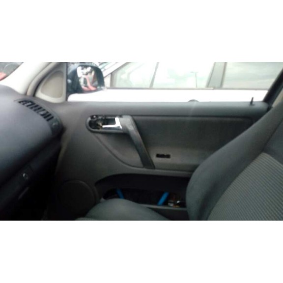 volkswagen polo berlina (6n2) del año 2000