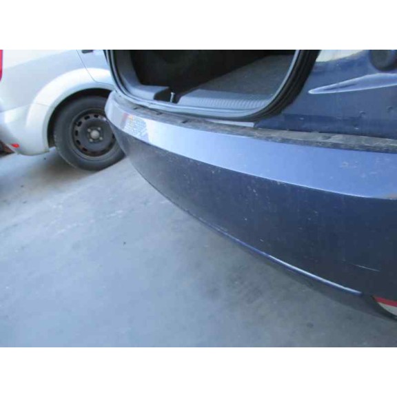 ford focus berlina (cak) del año 2000