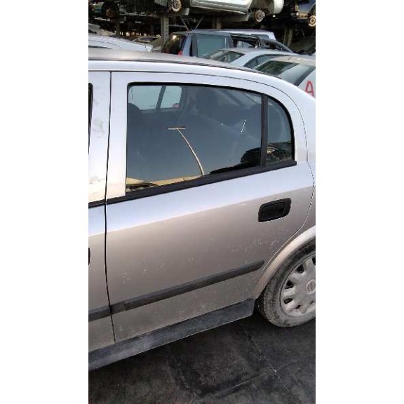 opel astra g berlina del año 1999