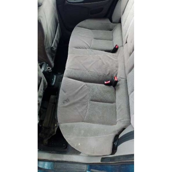 nissan almera (n16/e) del año 2001