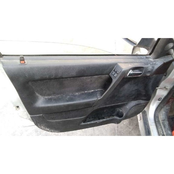 opel astra g berlina del año 1999