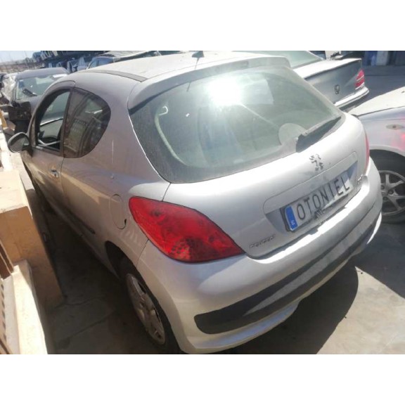 peugeot 207 del año 2006