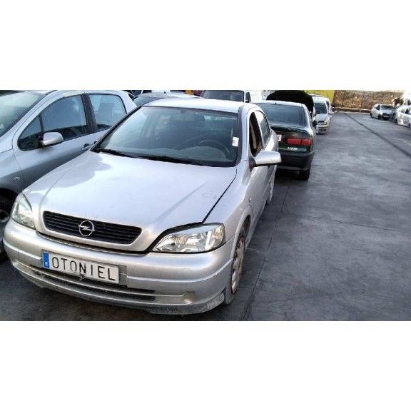 opel astra g berlina del año 1999