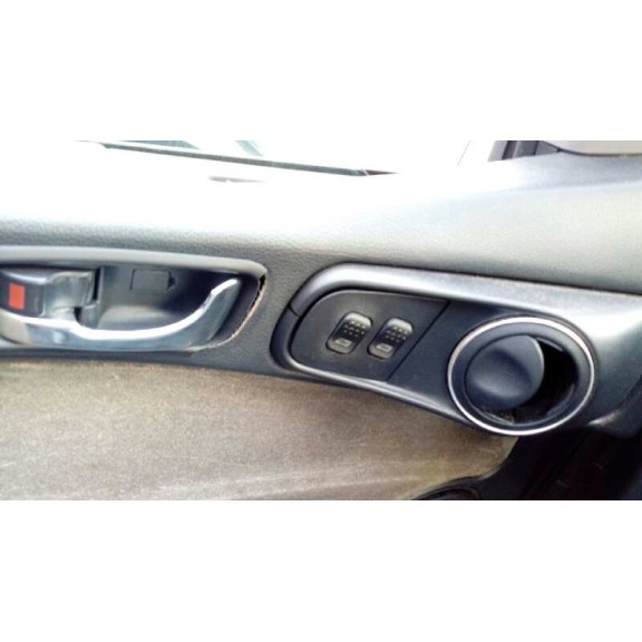 alfa romeo 145 del año 1999