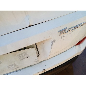 Recambio de porton trasero para hyundai tucson 25 aniversario 4x2 referencia OEM IAM 73700D7000  