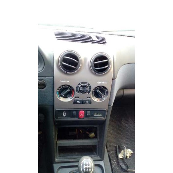 alfa romeo 145 del año 1999