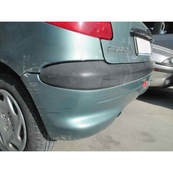 peugeot 206 berlina del año 2000