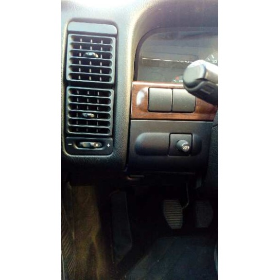 citroën xantia berlina del año 2000