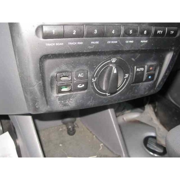 seat ibiza (6k1) del año 2001