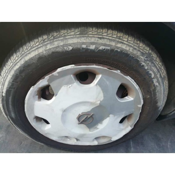 opel corsa c del año 2001