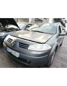renault megane ii classic berlina del año 2005