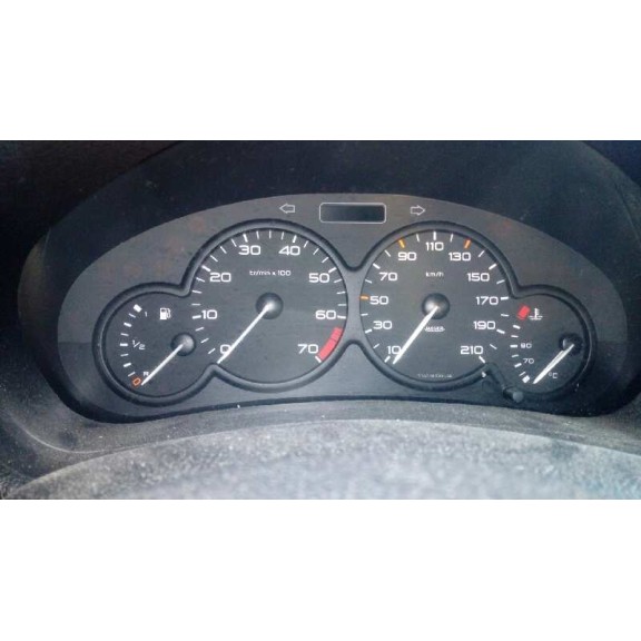 peugeot 206 berlina del año 2000