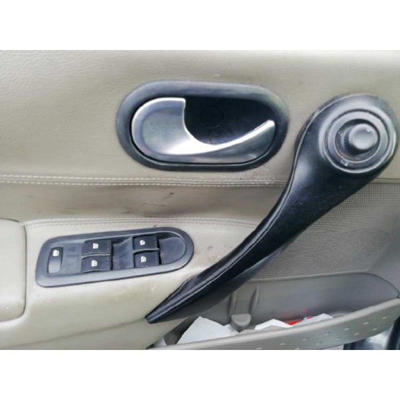 renault megane ii classic berlina del año 2005