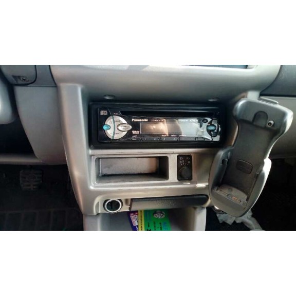 nissan micra (k11) del año 2001